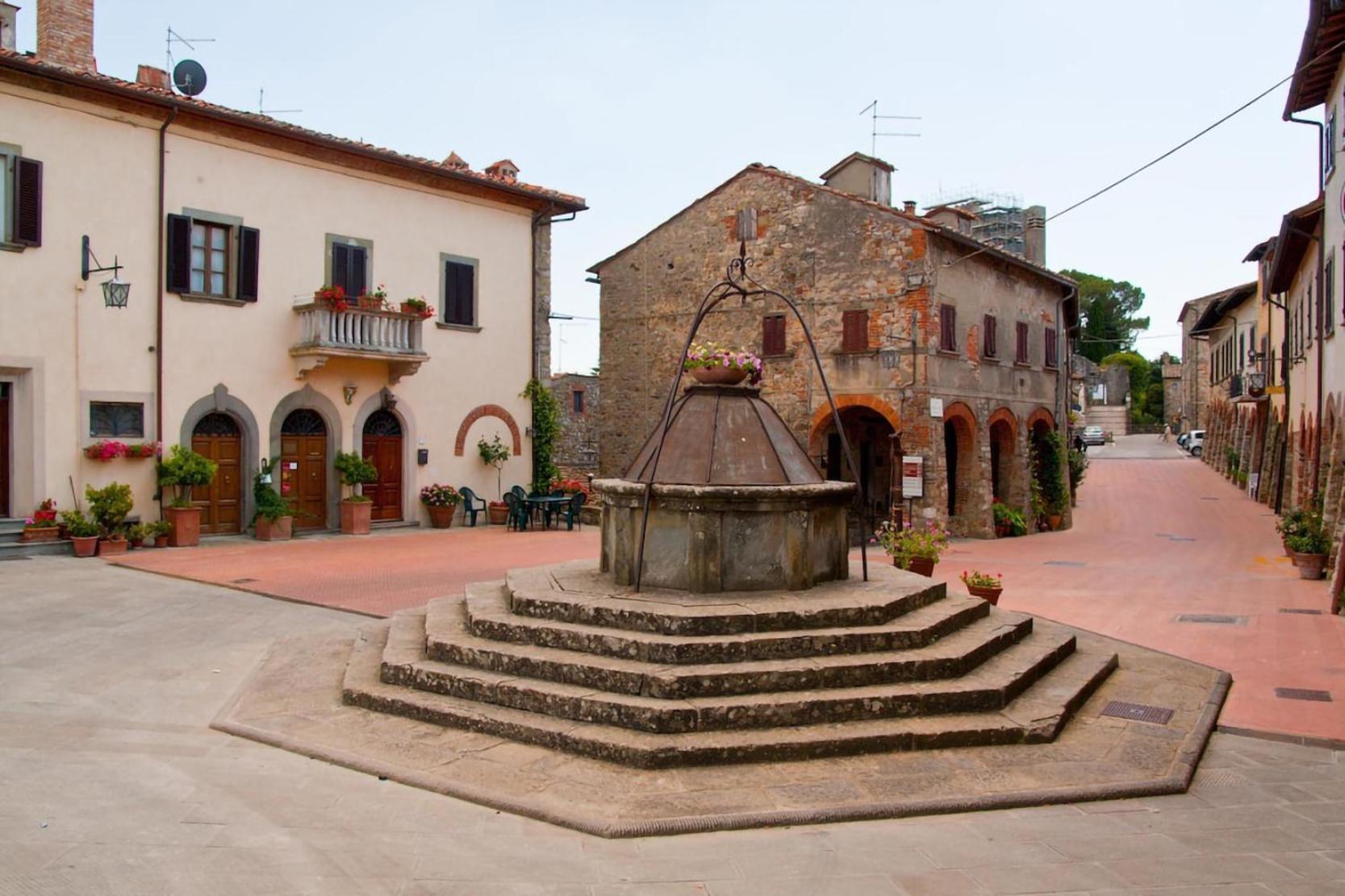 Palazzo Ninci Bed and Breakfast Civitella in Val di Chiana Εξωτερικό φωτογραφία