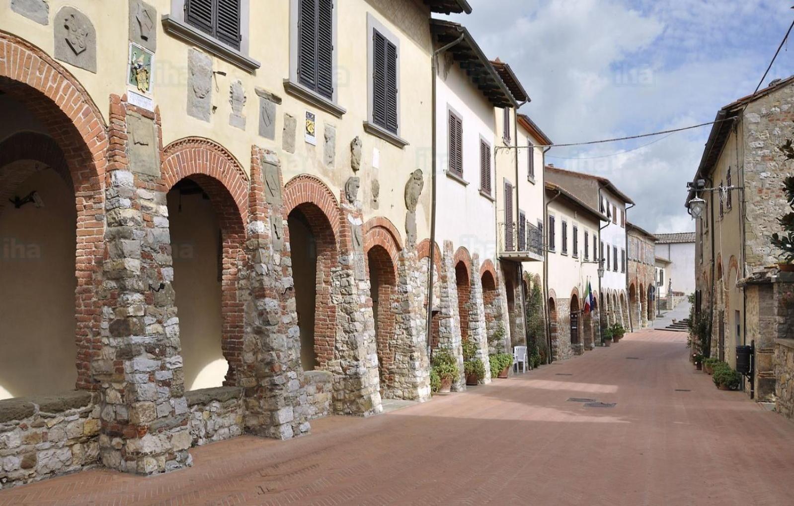 Palazzo Ninci Bed and Breakfast Civitella in Val di Chiana Εξωτερικό φωτογραφία